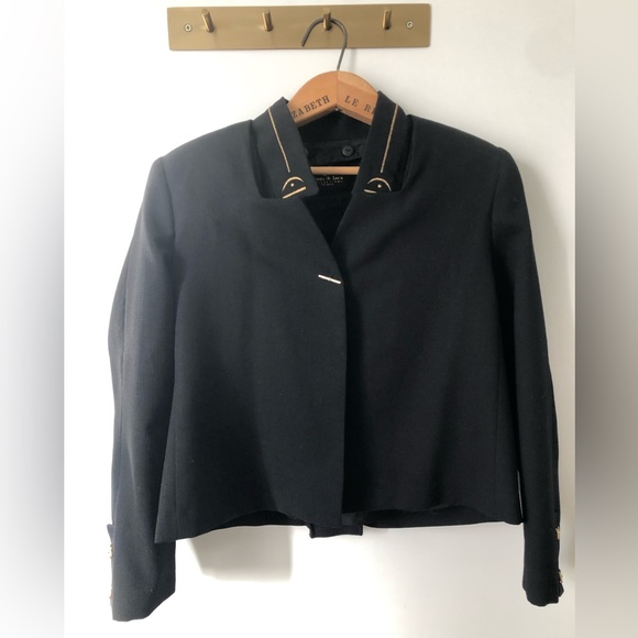 Vintage 100% Fine Wool Black jacket with gold trim collar - Picture 2 of 5